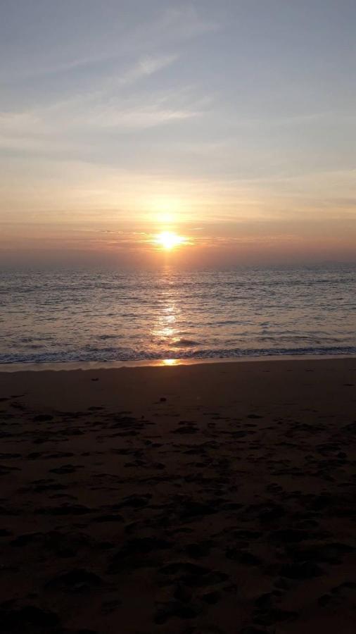 Long Beach Garden Resort เกาะลันตา ภายนอก รูปภาพ