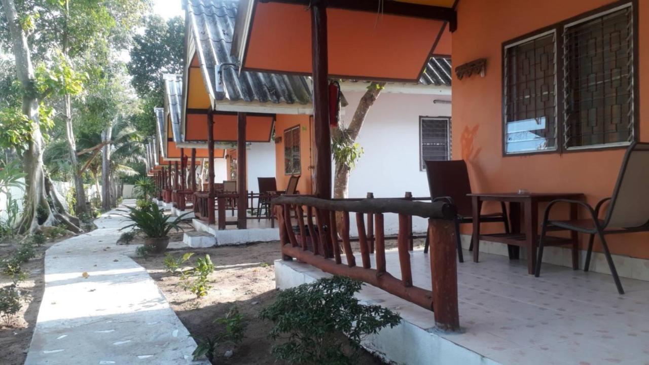 Long Beach Garden Resort เกาะลันตา ภายนอก รูปภาพ